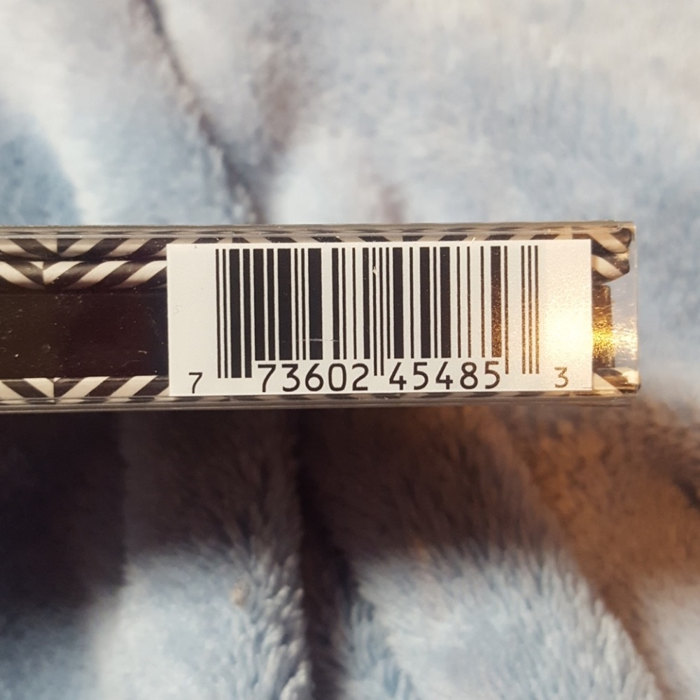 Mac Basic Bitch Palette - Picture 4 of 4